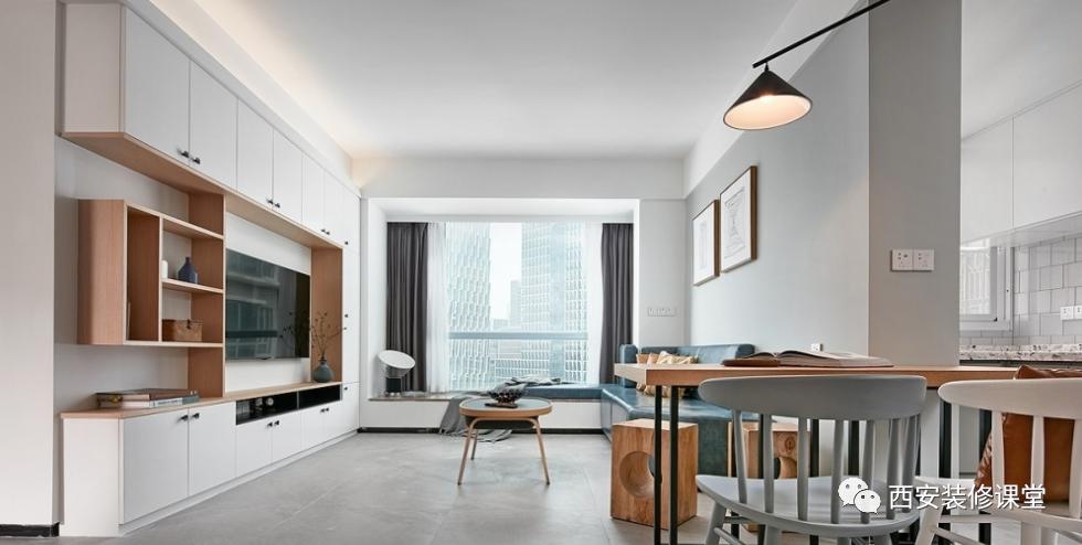 客厅有个飘窗怎样让它实用又漂亮,客厅带飘窗卧室带阳台的优缺点