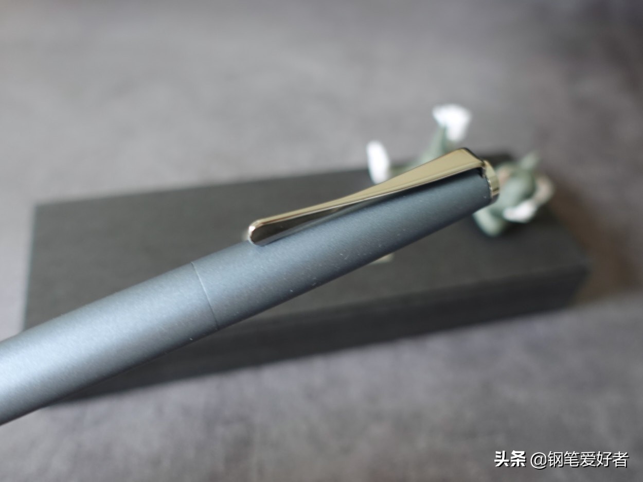 lamy薄荷绿钢笔,lamy钢笔测评视频