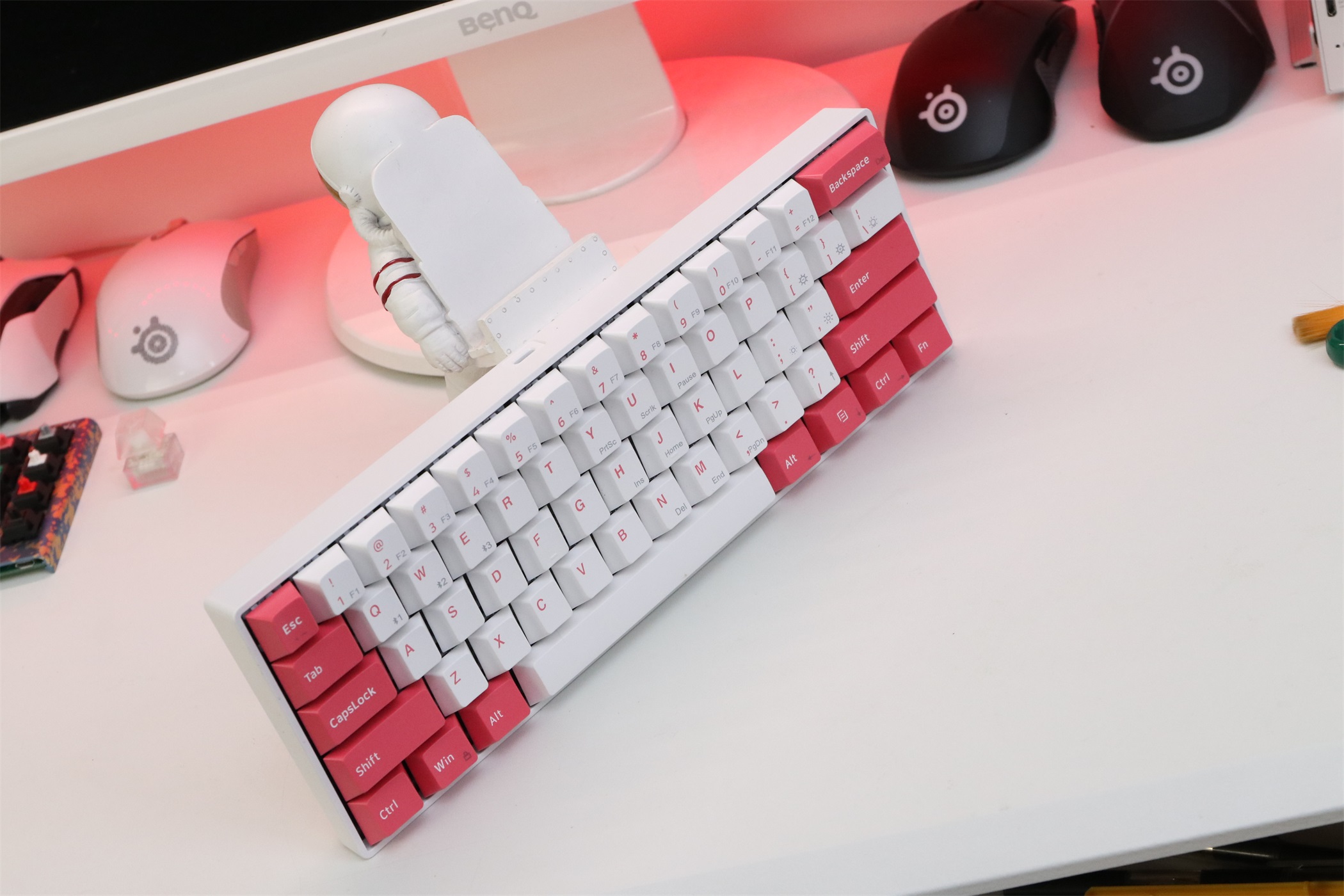 性价比超高的超薄无线键盘,性价比热插拔机械键盘推荐