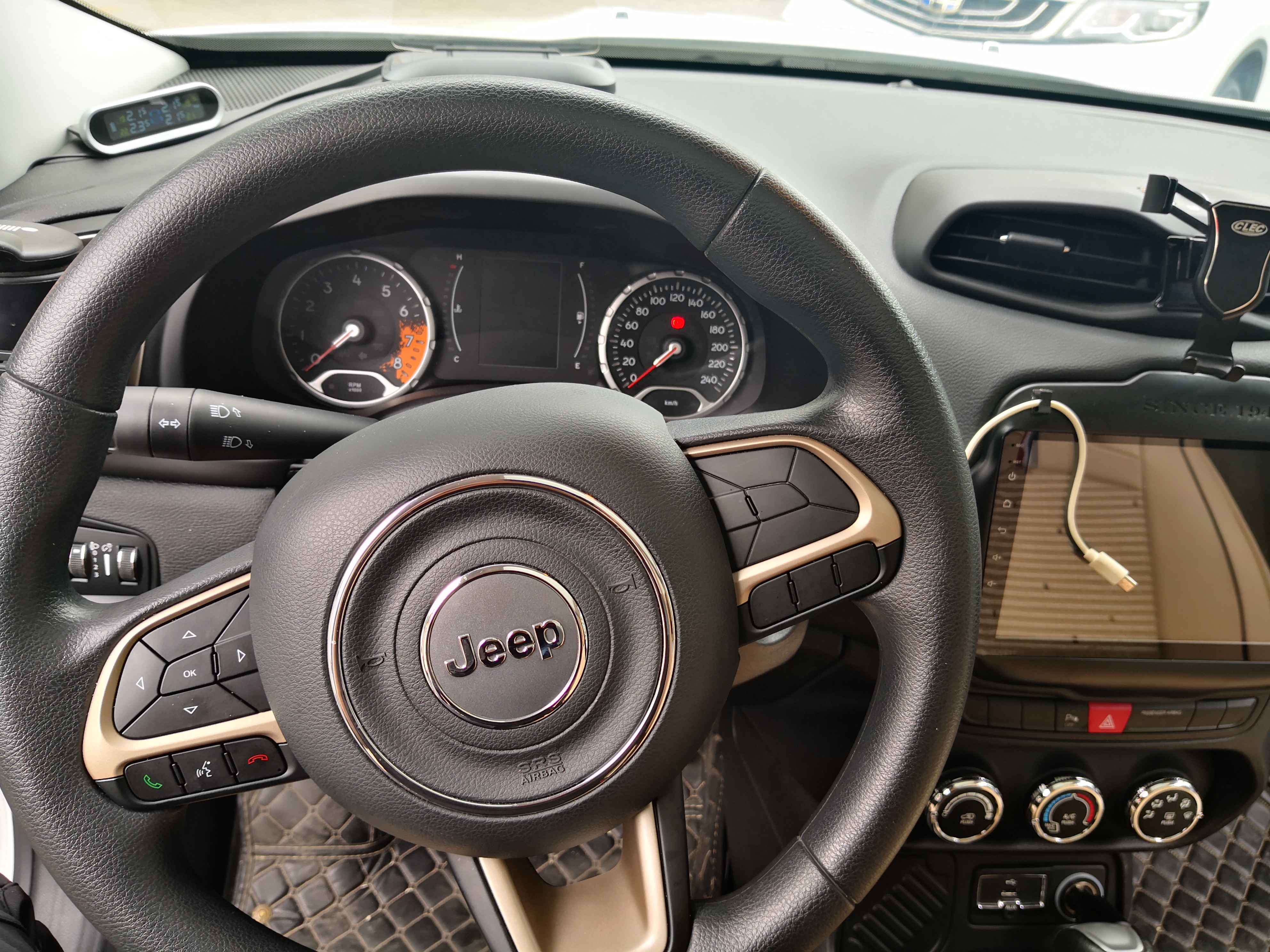 关于自由侠改装以及用车的感受，自由侠这款车到底怎么样