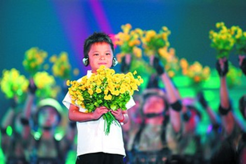 “抗震小英雄”林浩:立志考清华大学建筑系,后来为何当了明星?