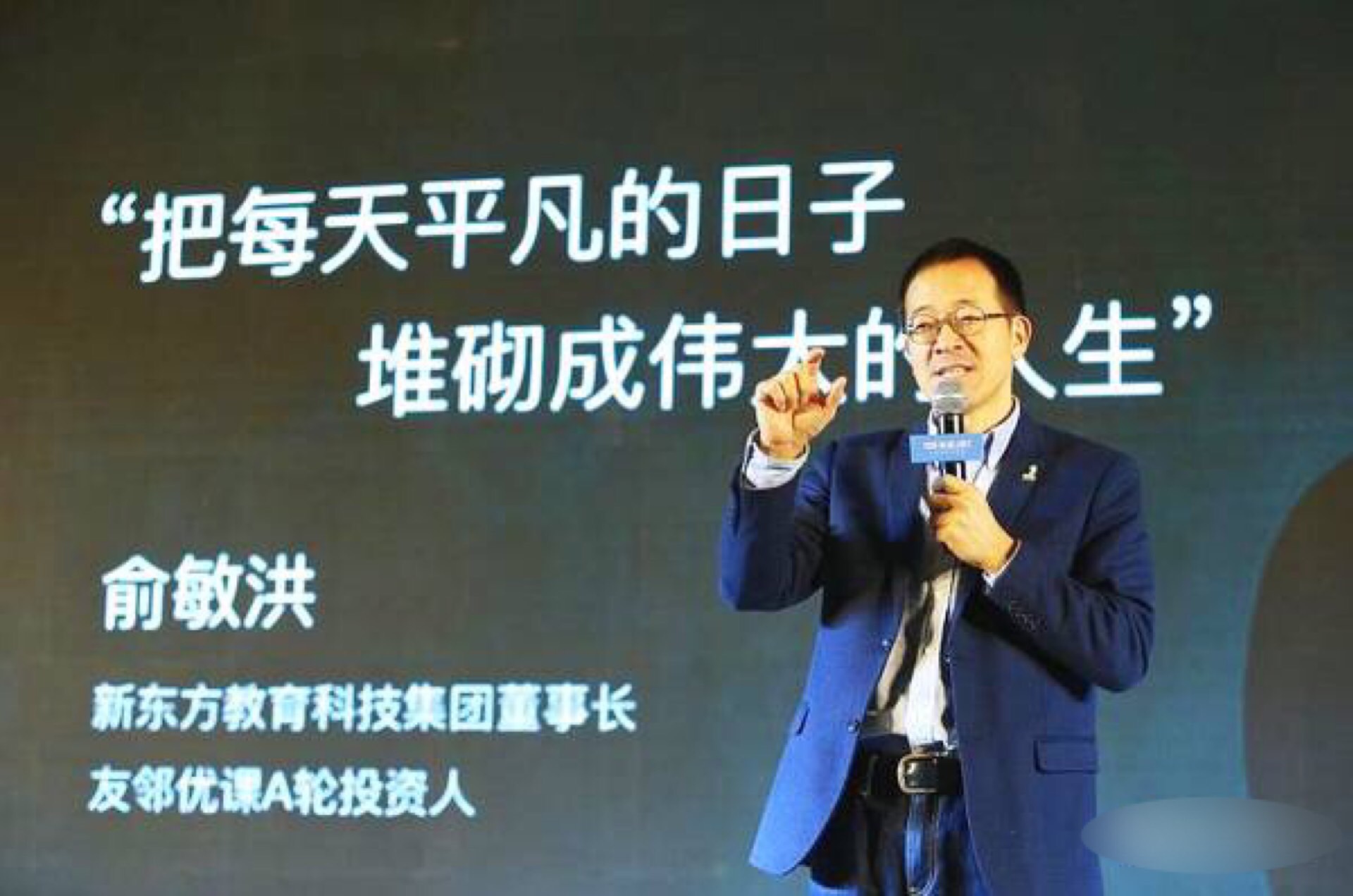 焦虑自卑不自信怎么办,孩子很自卑怎么让他重新找回自信