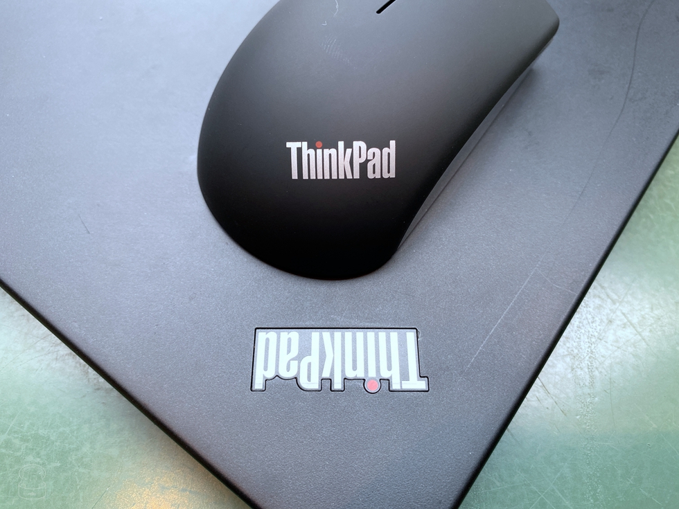 thinkpad鏃犵嚎榧犳爣鏂版鑰佹鍖哄埆,thinkpad灏忛粦榧犳爣棰滆壊