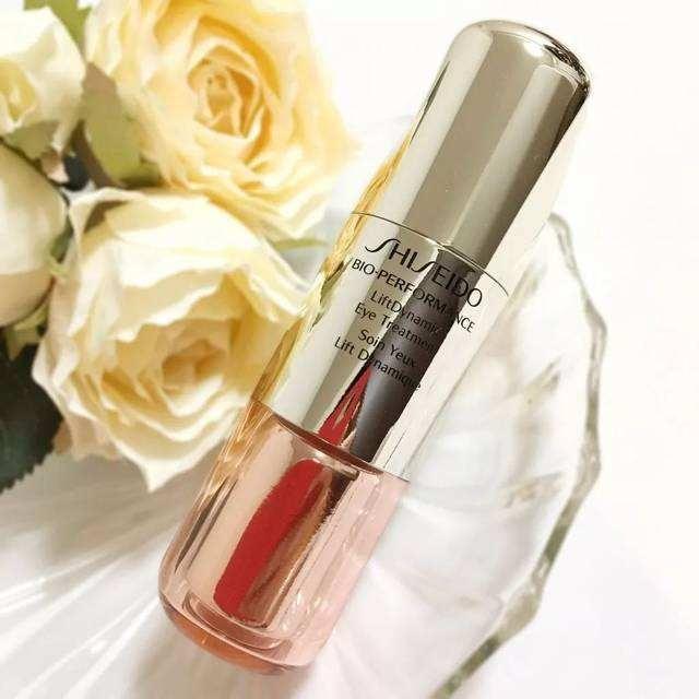 李佳琦推荐的眼霜，滋润补水保湿抗氧化，性价比高，堪称小熨斗