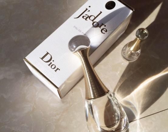 gucci和dior和纪梵希哪个档次高,纪梵希哪款香水比较高级