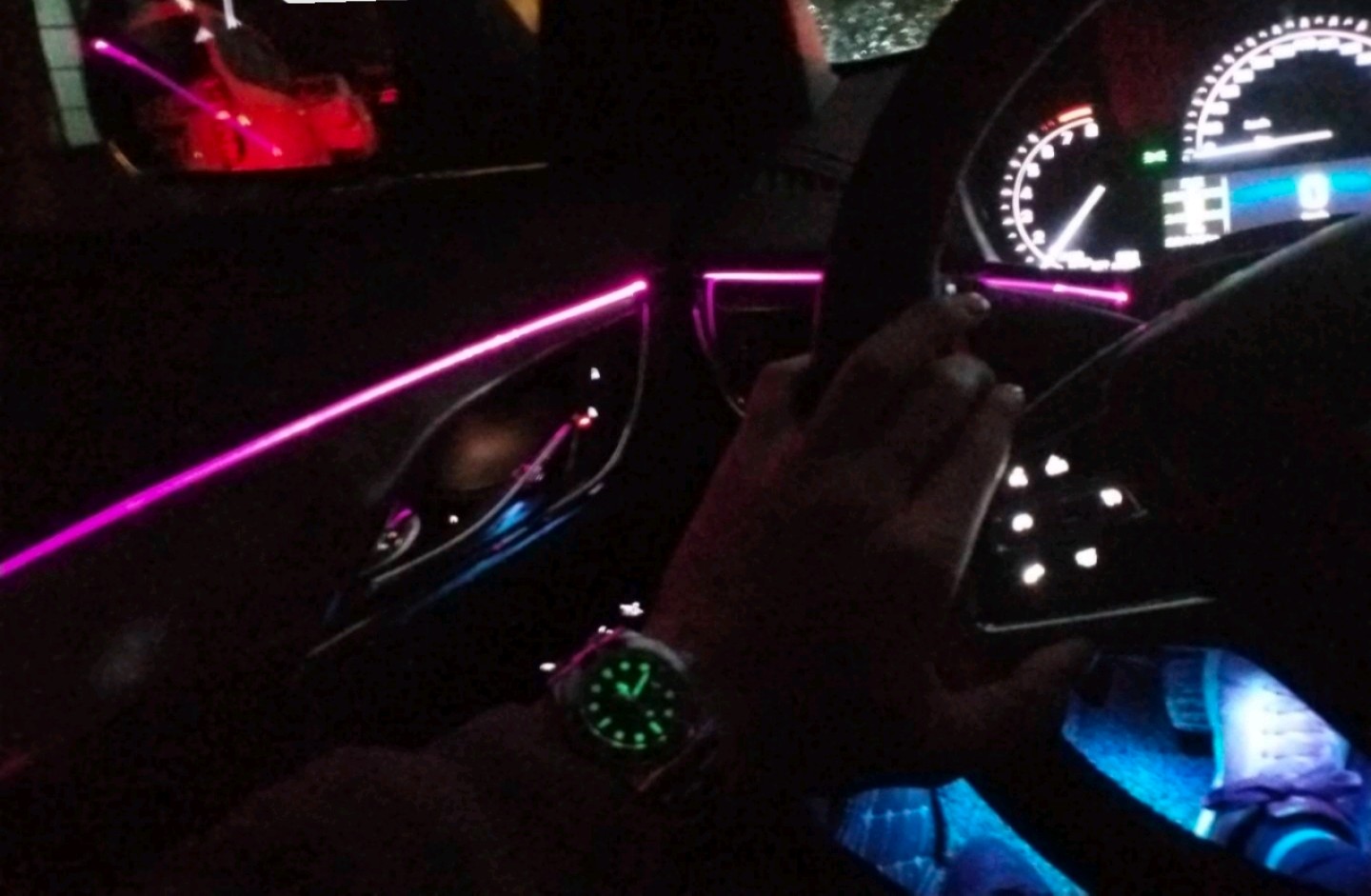 凯迪拉克atsl高配和低配区别,凯迪拉克atsl低配和高配的区别