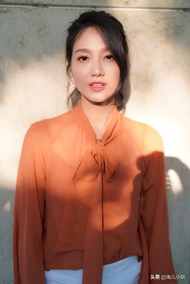 朱丹白色短衫搭配,朱丹秋冬穿衣搭配