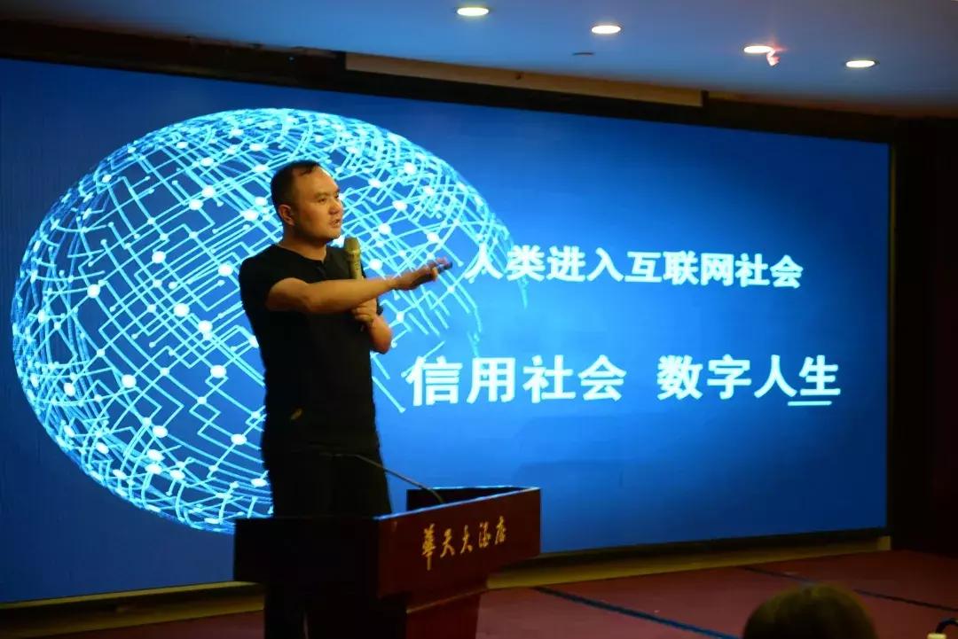 2023中国钢铁产业链峰会,钢铁产业链发展形势高峰论坛