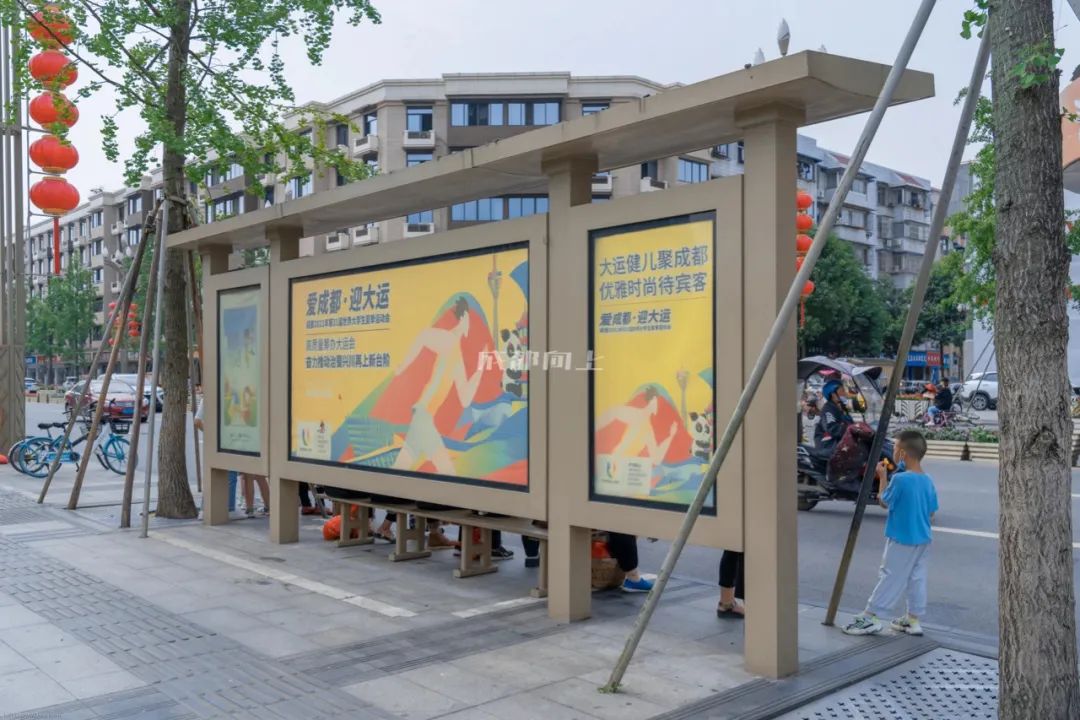 成都二圈层公交车对比,成都二圈层双流和龙泉谁更强