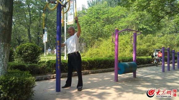 专业健身人士每日健身计划表,新手健身怎么安排六大项健身计划