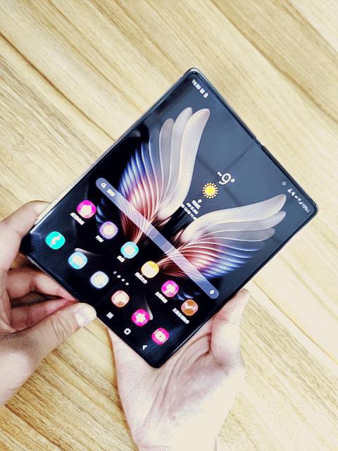 三星w21折叠屏是不是双卡双5g,三星折叠旗舰w23