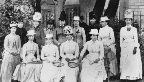 她们的努力，才有今天的女子体育