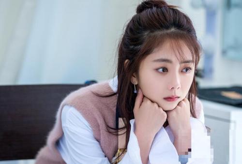 属兔的一线女明星,这四位女明星谁年轻时更漂亮