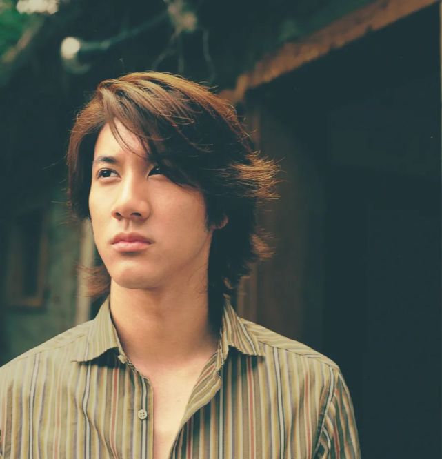 王力宏第一张专辑发布的时间,王力宏经典专辑封面