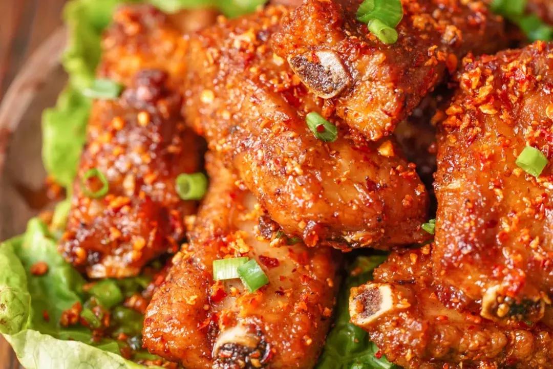 蒜香排骨椒盐排骨最正宗的做法,椒盐蒜香排骨的做法和腌制方法