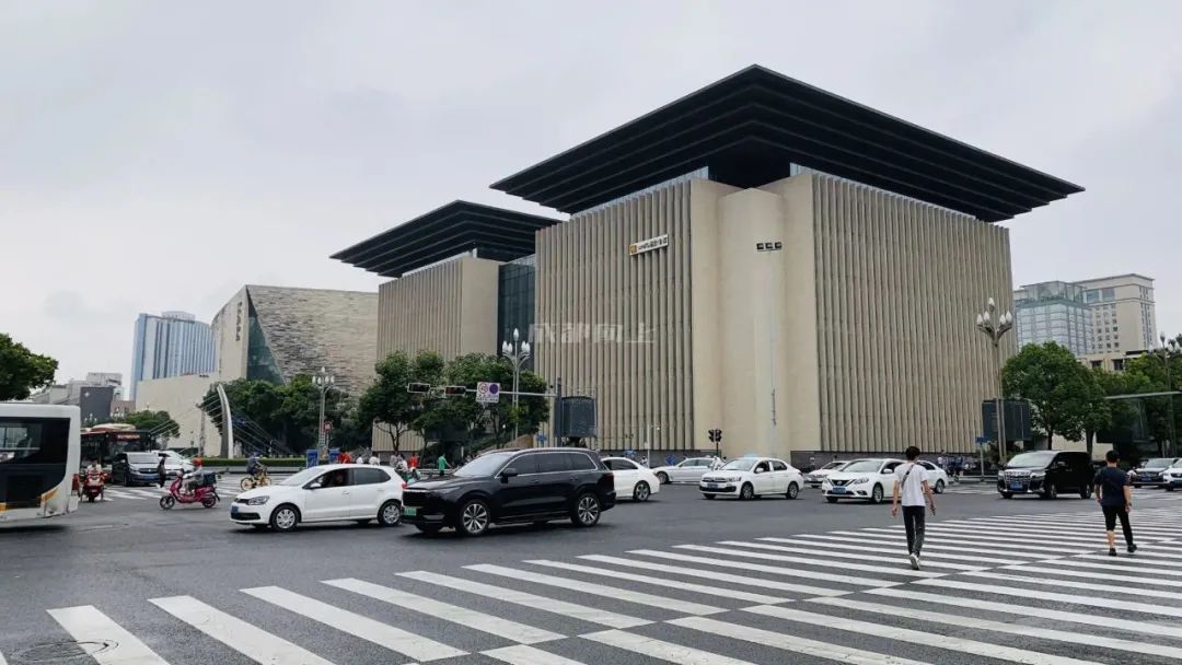 天府红天府广场路线,从天府广场到天府红