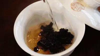 为什么煮粥会起很多白沫,煮肉泡沫多怎么回事