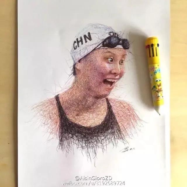 90后小伙用笔画画,九零后小伙靠画肖像漫画走红网络