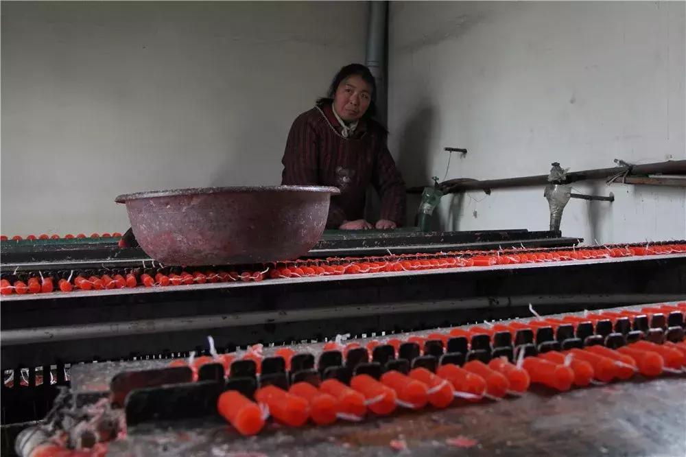 井陉小作坊,井陉制蜡30年的老太太