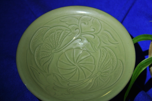 耀州窑刻花斗笠盏,耀州窑斗笠盏剔花和刻花的区别