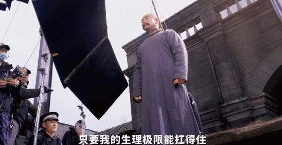 拿下3个第一，主演拍到生理承受极限，这样的电影，就该火向全国