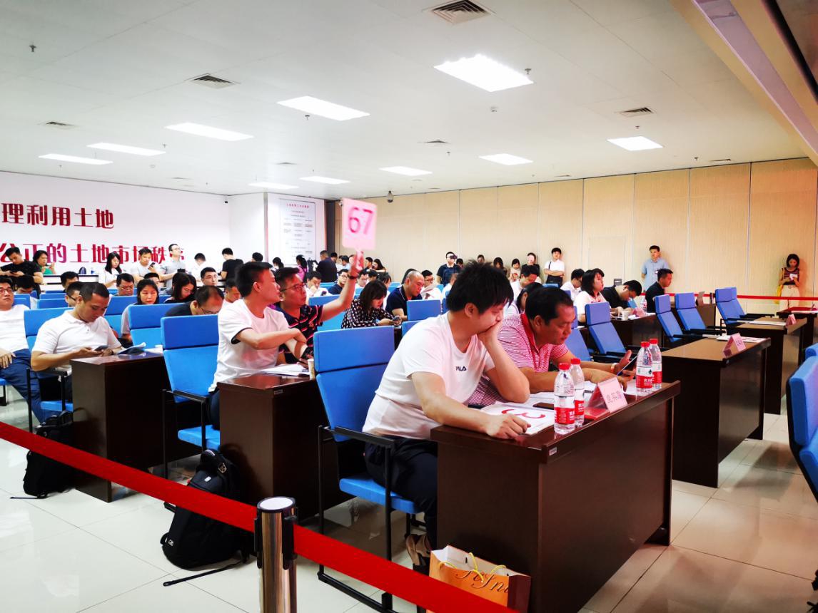 圈地大战,面对飙升的房价该不该买