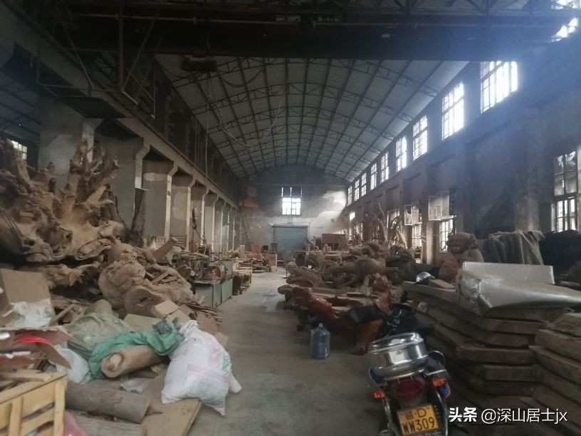 第一个下海的泰和县联合收割机厂