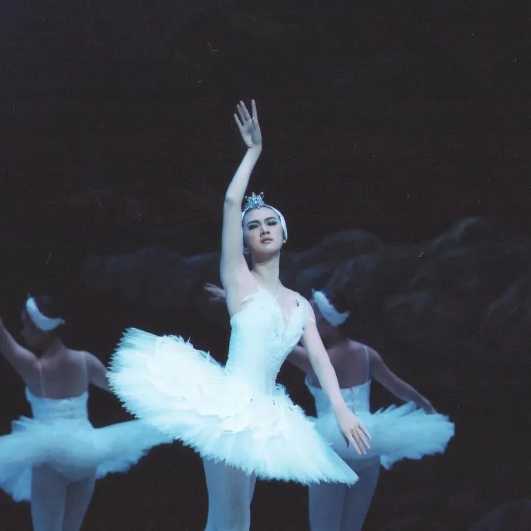 刚出道就被骂,被骂上热搜的出道女星