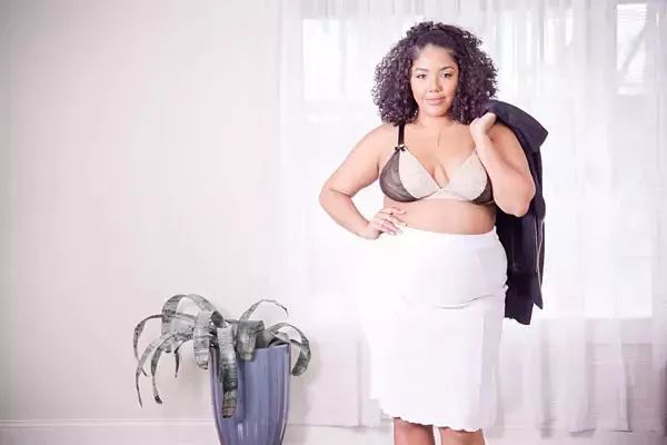 有病吗？出国旅行必逛的居然是国内也有的耐克和HM？