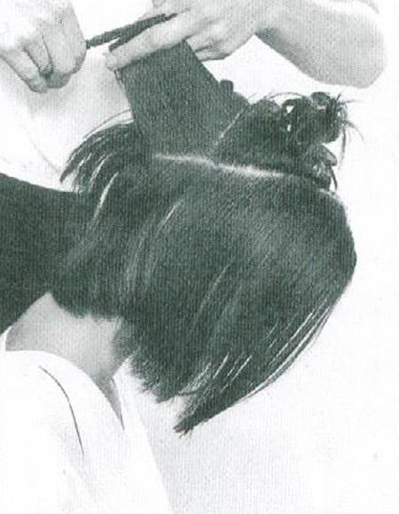 沙宣不对称式,沙宣不对称发型