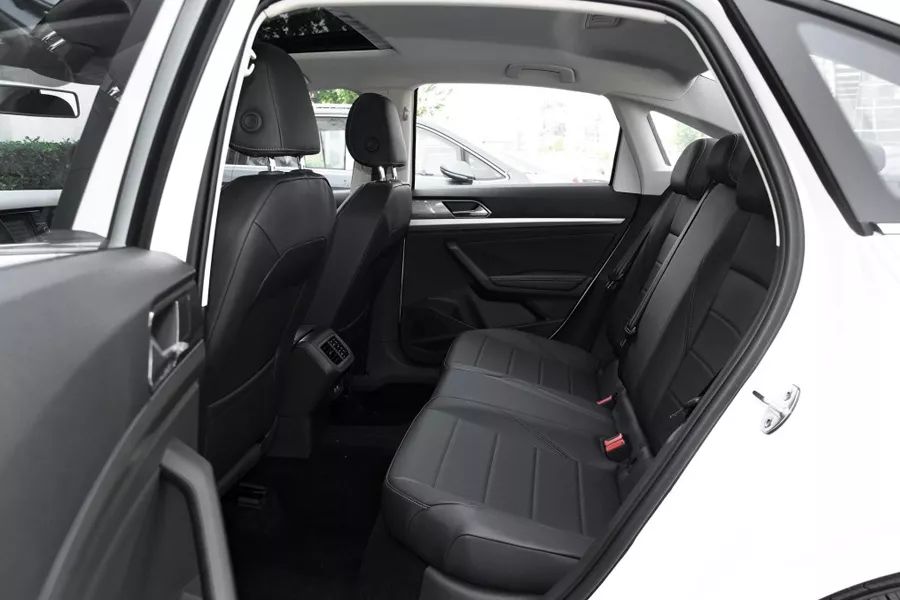 2021款起亚k3和23款朗逸对比,朗逸和起亚k3哪个省油