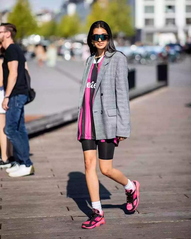 今年流行的服装穿搭,高级走心的服装穿搭