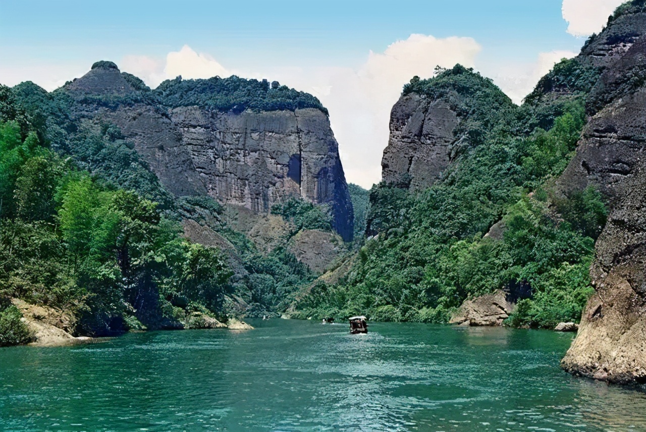 桂林天然温泉推荐,桂林人间仙境仙家温泉