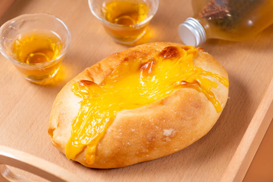 软欧包就是软面包吗,软欧包麦面包