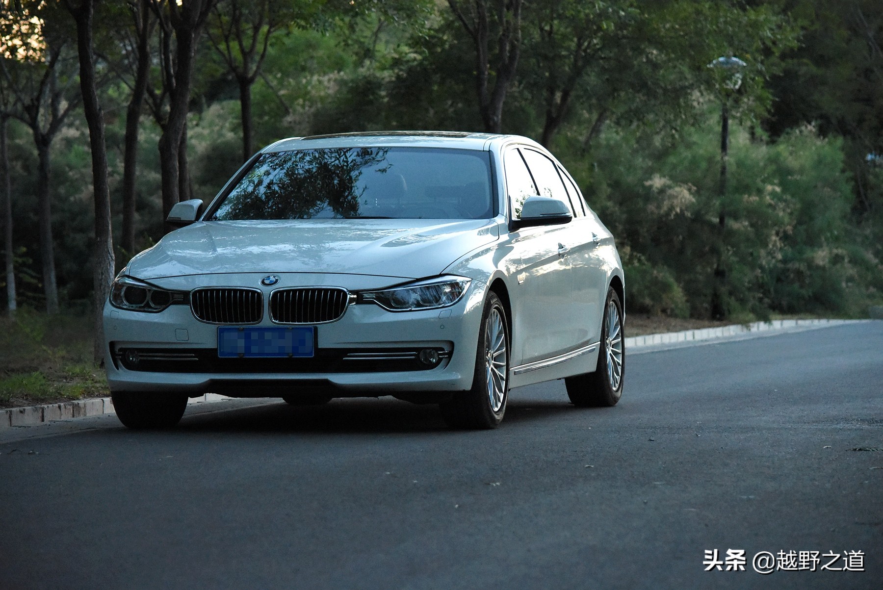 宝马3系加速第一视角,宝马3系亮点介绍话术