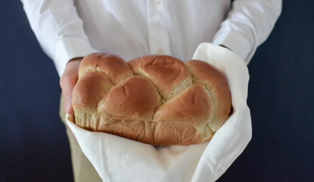 面包不排气会怎么样,面包发过了排气的方法