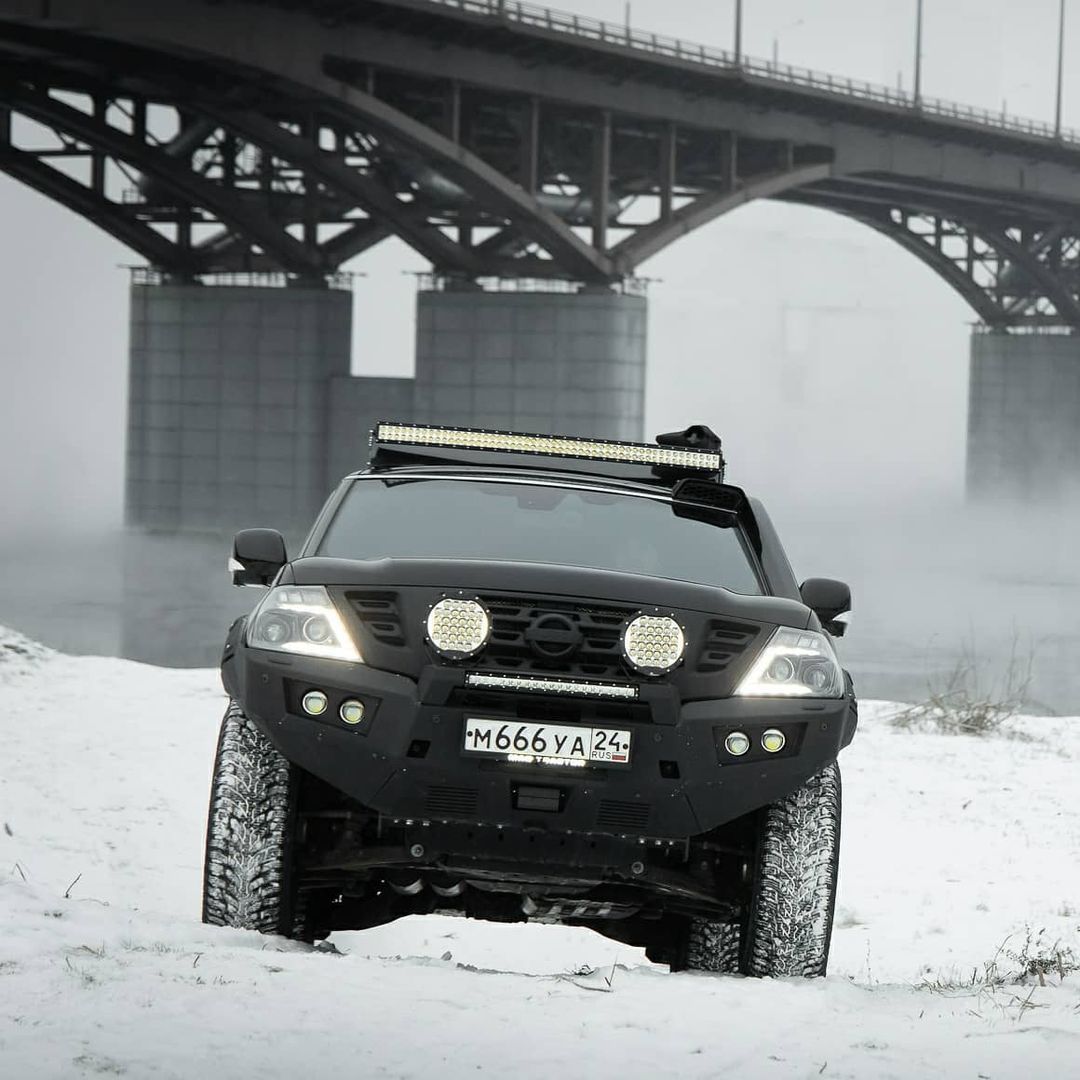 尼桑途乐y62改装全过程,途乐y62黑武士加备胎