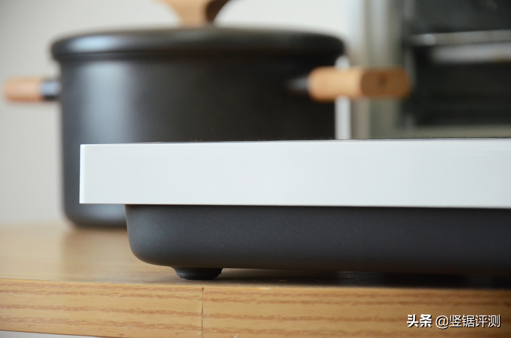 米家电磁炉青春版和智能版的区别,小米电磁炉青春版对比米家电磁炉