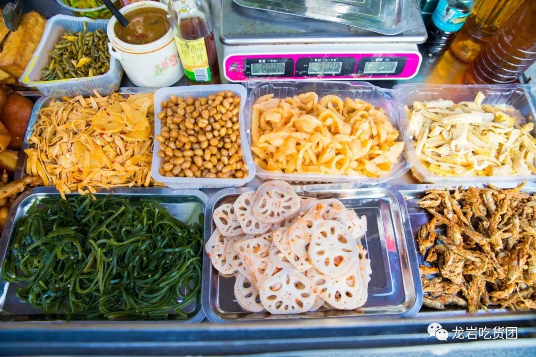 重庆渝北龙兴广场附近购物商场,前方到站工贸