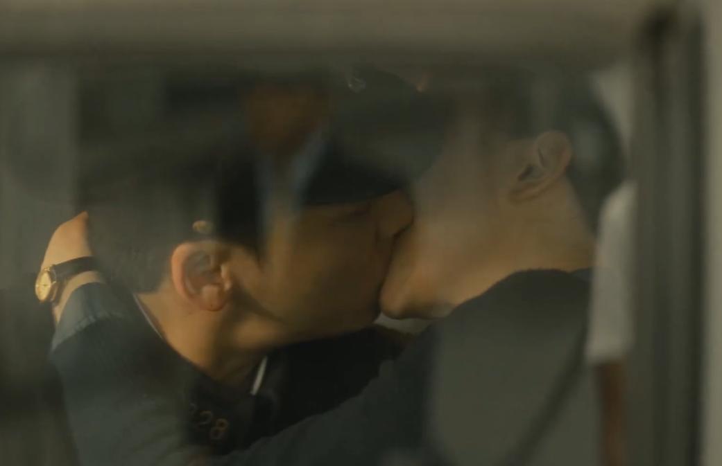 吻戏不好拍!有剧亲了42秒被嘲像啃猪蹄,不如《隐秘》一个强吻