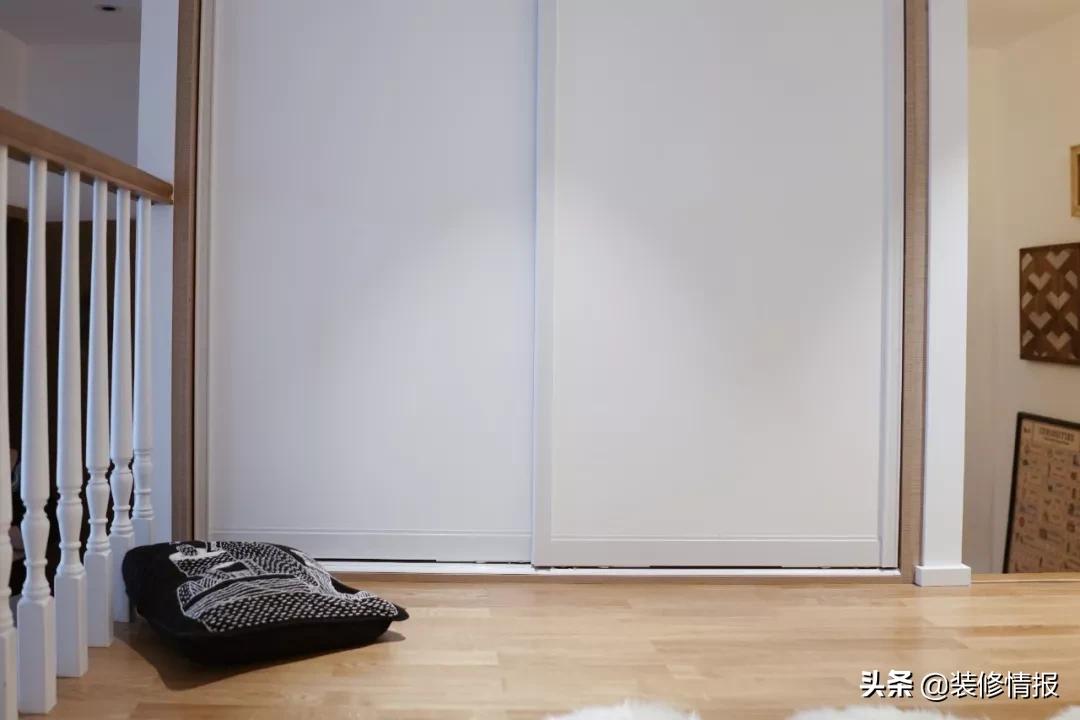 她买下32㎡上海老旧学区房，为女儿打造小桃园还有20㎡舒适大庭院