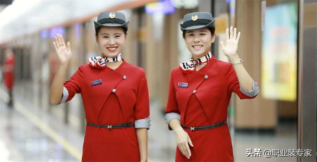 厦门地铁制服标志,地铁制服图片