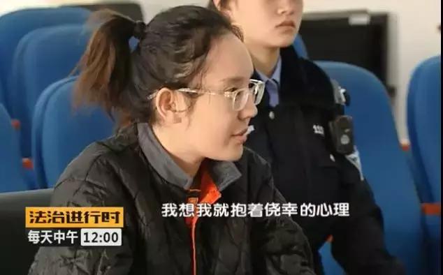 专职妈妈受失眠困扰,竟不知闺蜜给她安利的药是*品毒**