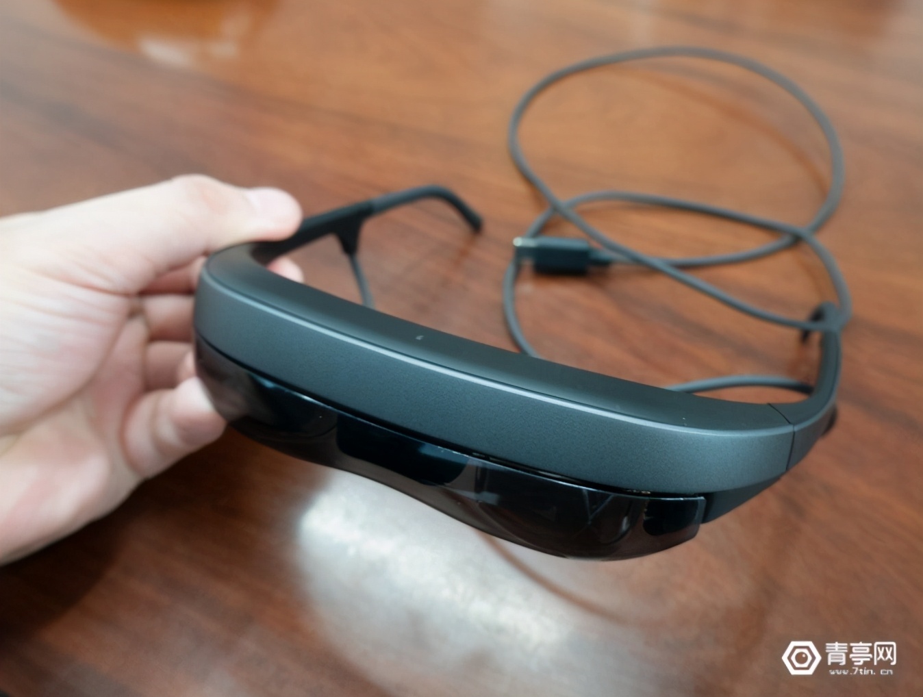 日本运营商DoCoMo推出AR眼镜，背后大揭秘