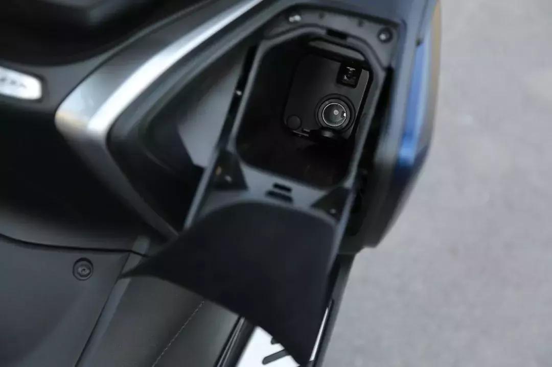 雅马哈踏板车AEROSPORTS,雅马哈踏板tmaxdx多少钱