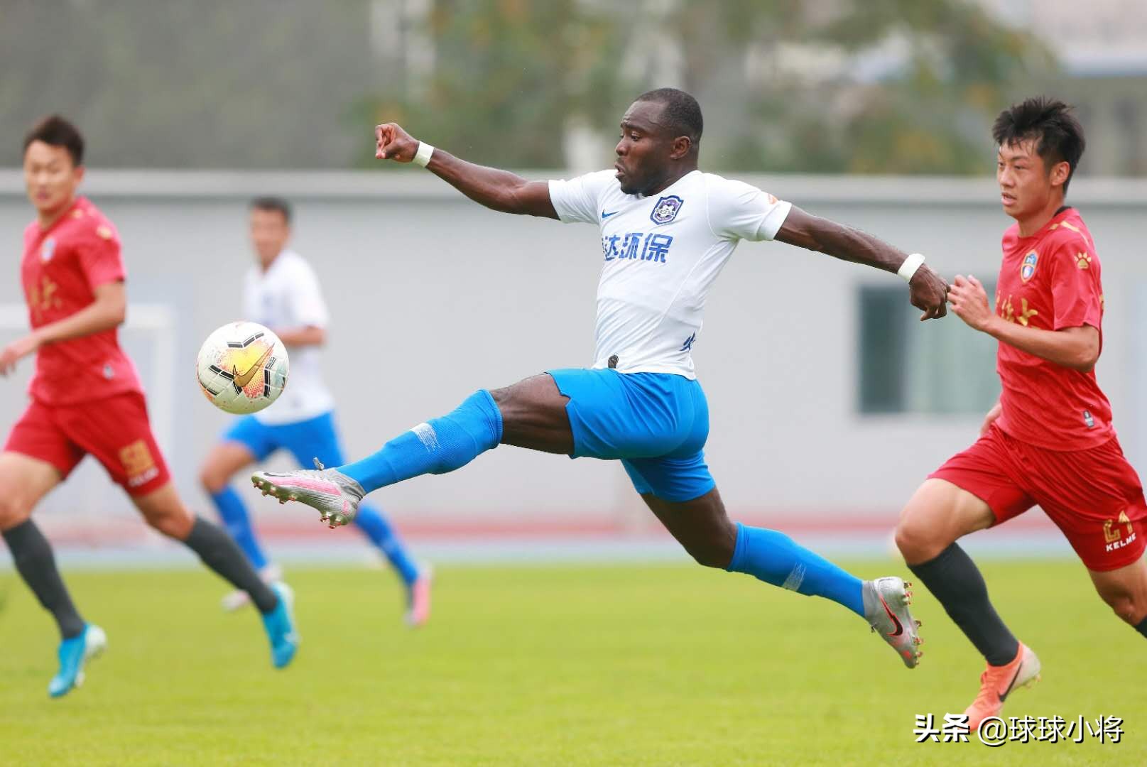 富力肖智进球,泰达球员肖智