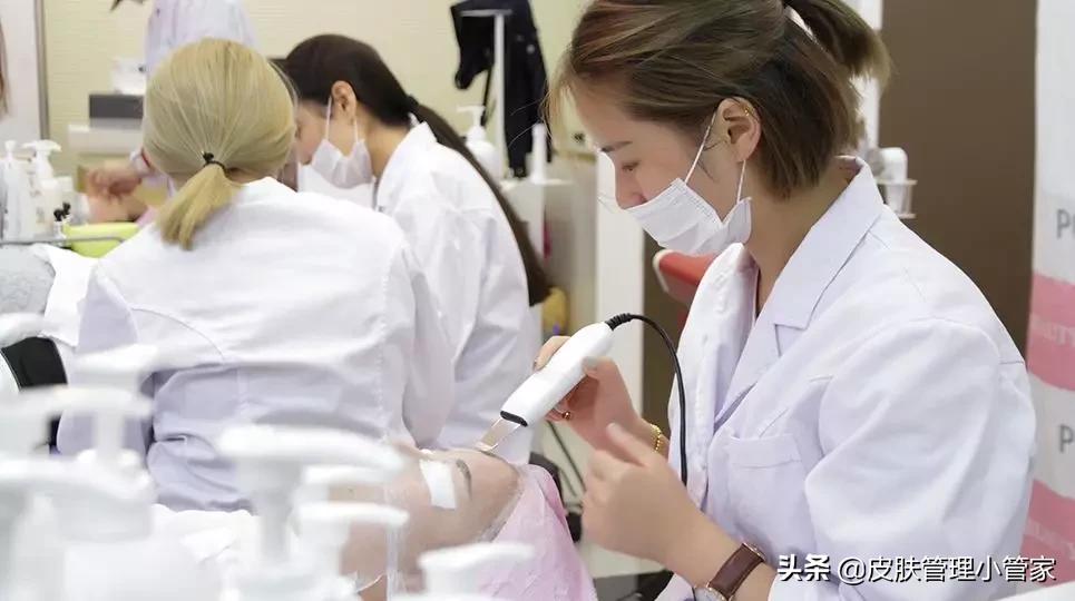 祛斑祛痘皮肤管理,皮肤管理祛痘有效吗