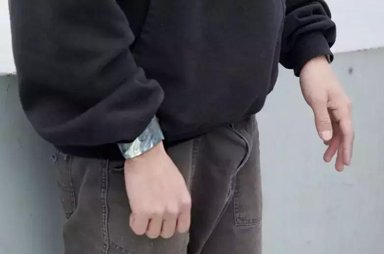 用纸做手表好用吗,没想到纸居然能做到如此坚硬