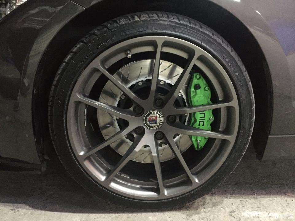 宝马3系换tei刹车,宝马3系的自动刹车功能测试