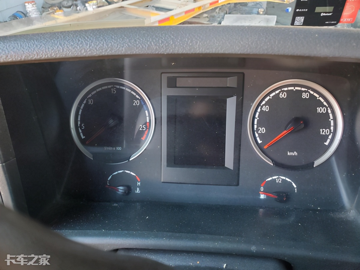 斯堪尼亚高速120公里,120万的斯堪尼亚视频